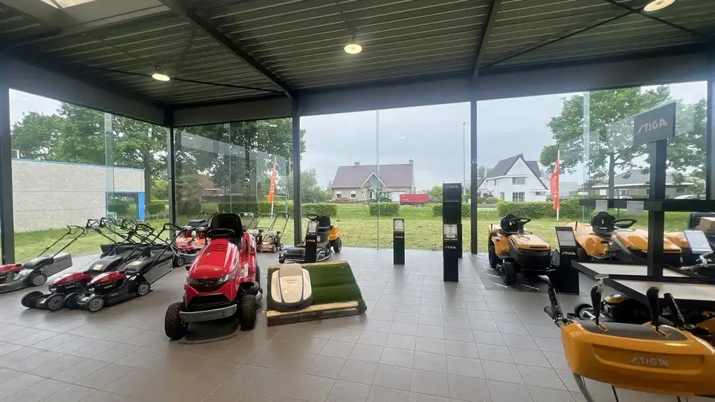 Industrieel bedrijfspand te huur langs N70 in Lochristi foto 4