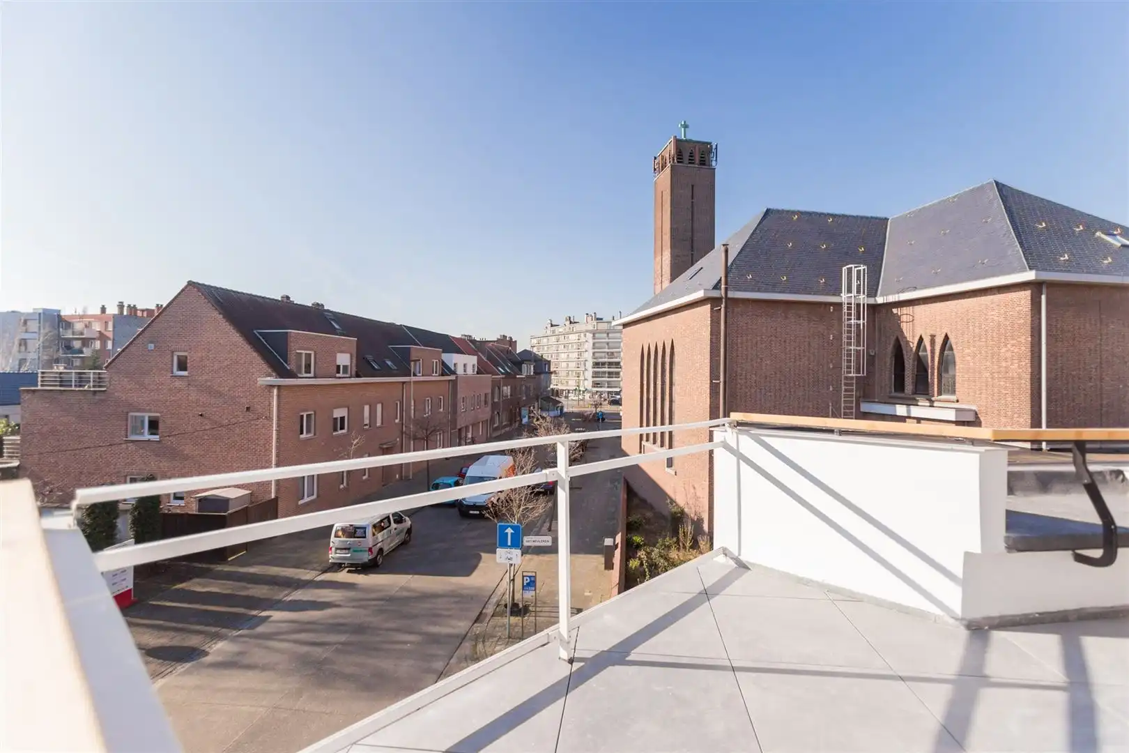Instapklaar penthouse met ruim terras foto 22