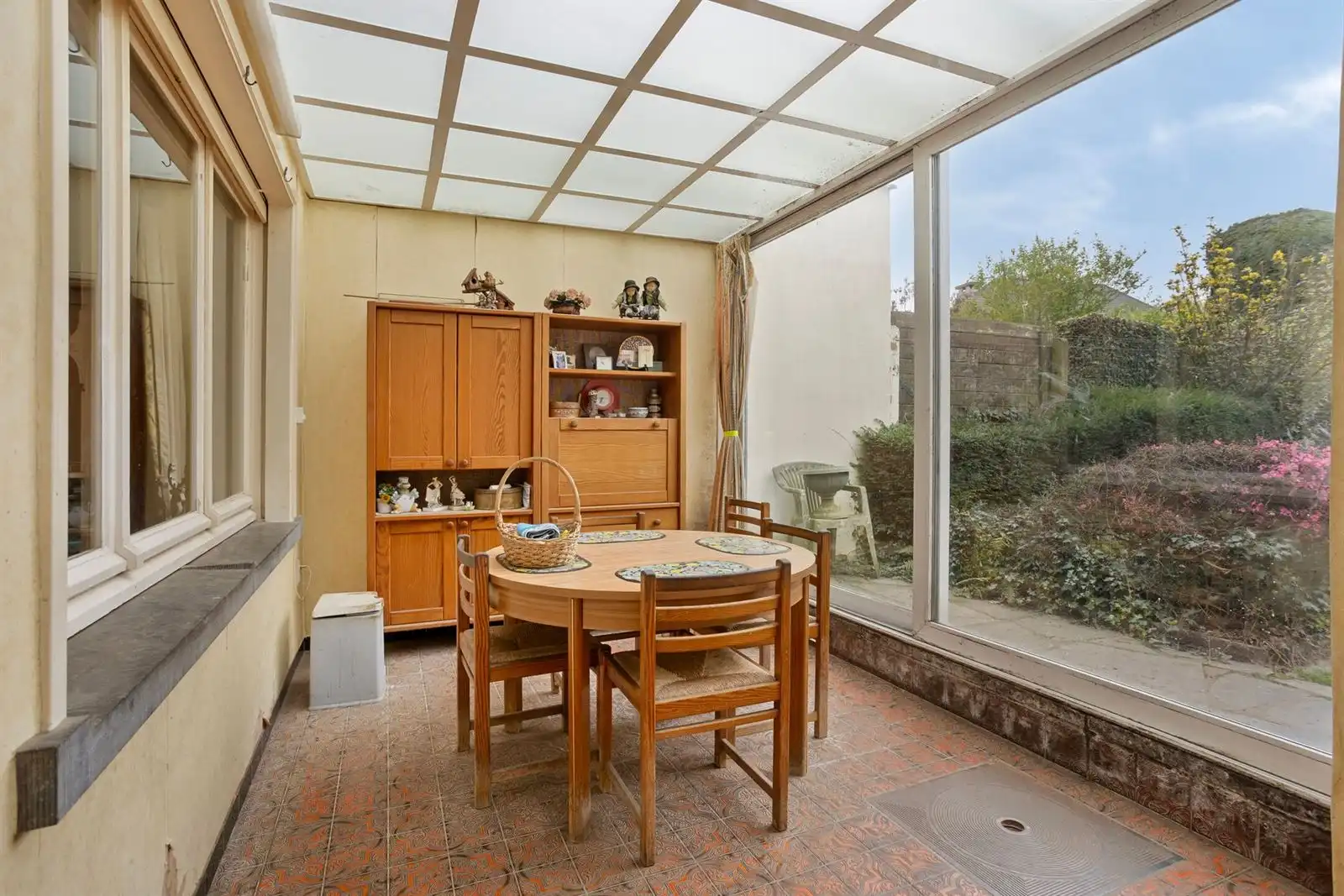 Te renoveren woning met 3 slaapkamers, zolder en veel potentieel op topligging in Halle foto 7