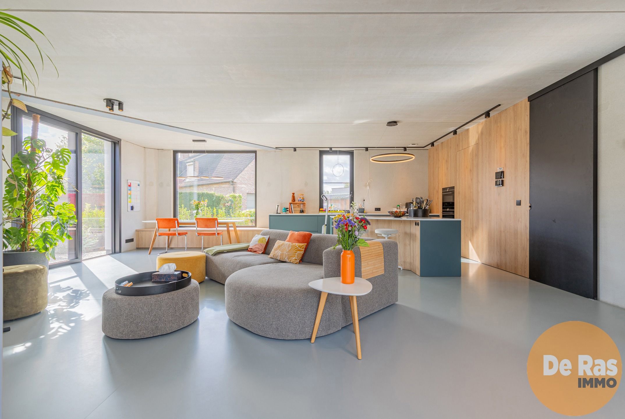 GIJZEGEM - Energiezuinige moderne woning  in rustige straat foto 3