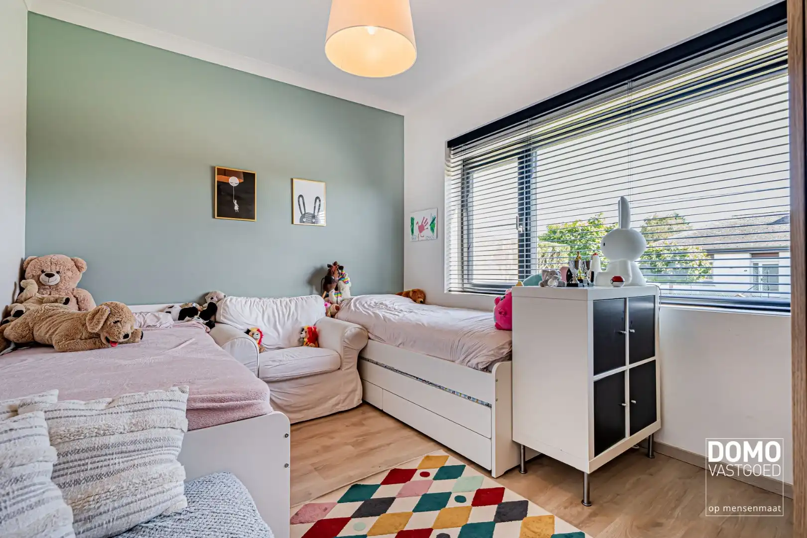 INSTAPKLARE GEZINSWONING MET 3 SLAAPKAMERS, EPC-LABEL A EN ZONNIGE TUIN IN KERMT foto 15