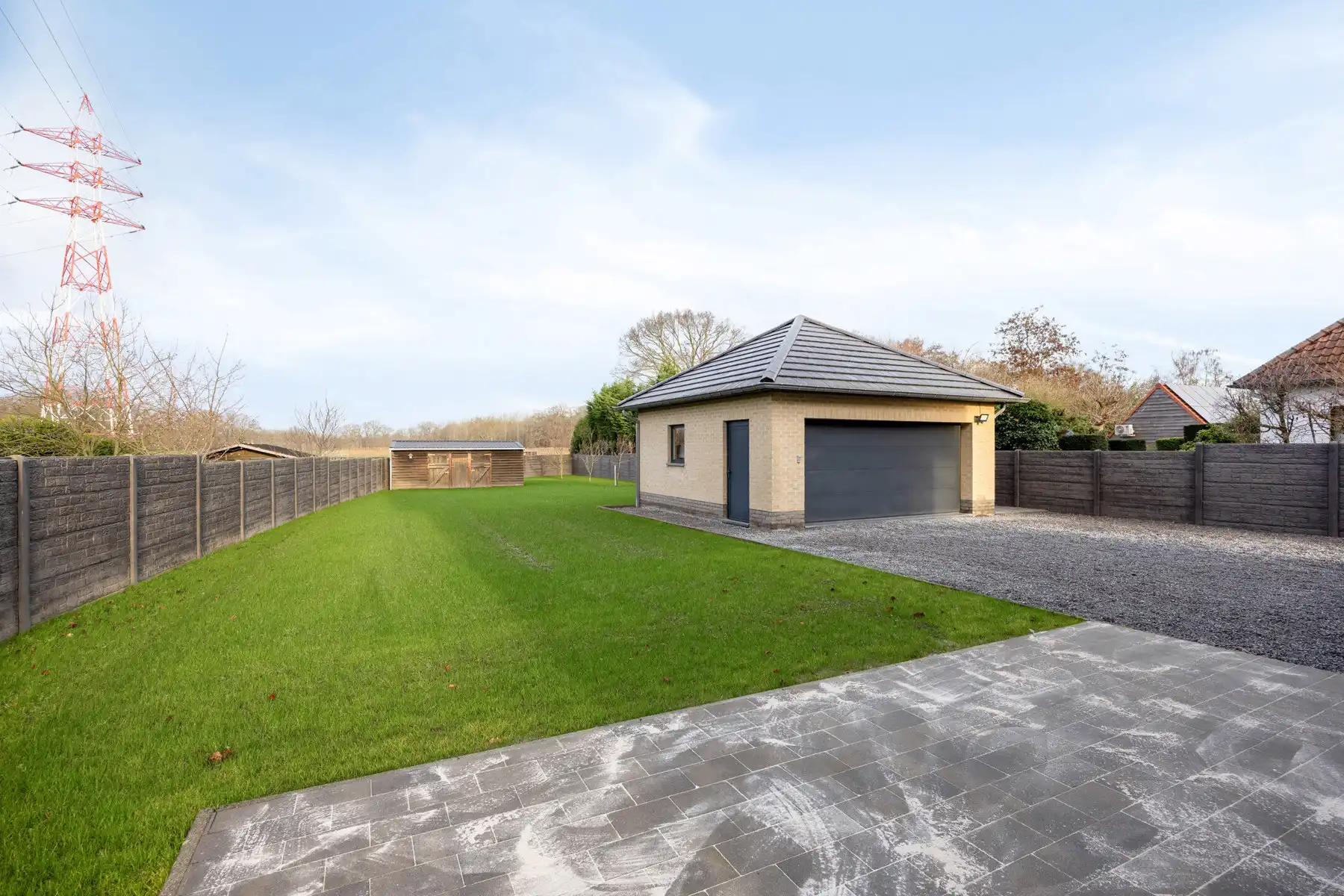 Luxueuze woning met 4/5 slpk. op 11a90ca in Neeroeteren.  foto 34