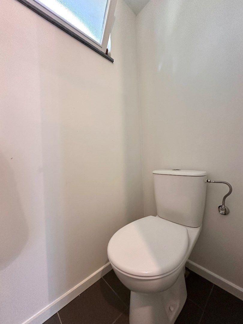 Volledig gerenoveerde woning te huur met goede ligging nabij het stadscentrum foto 12