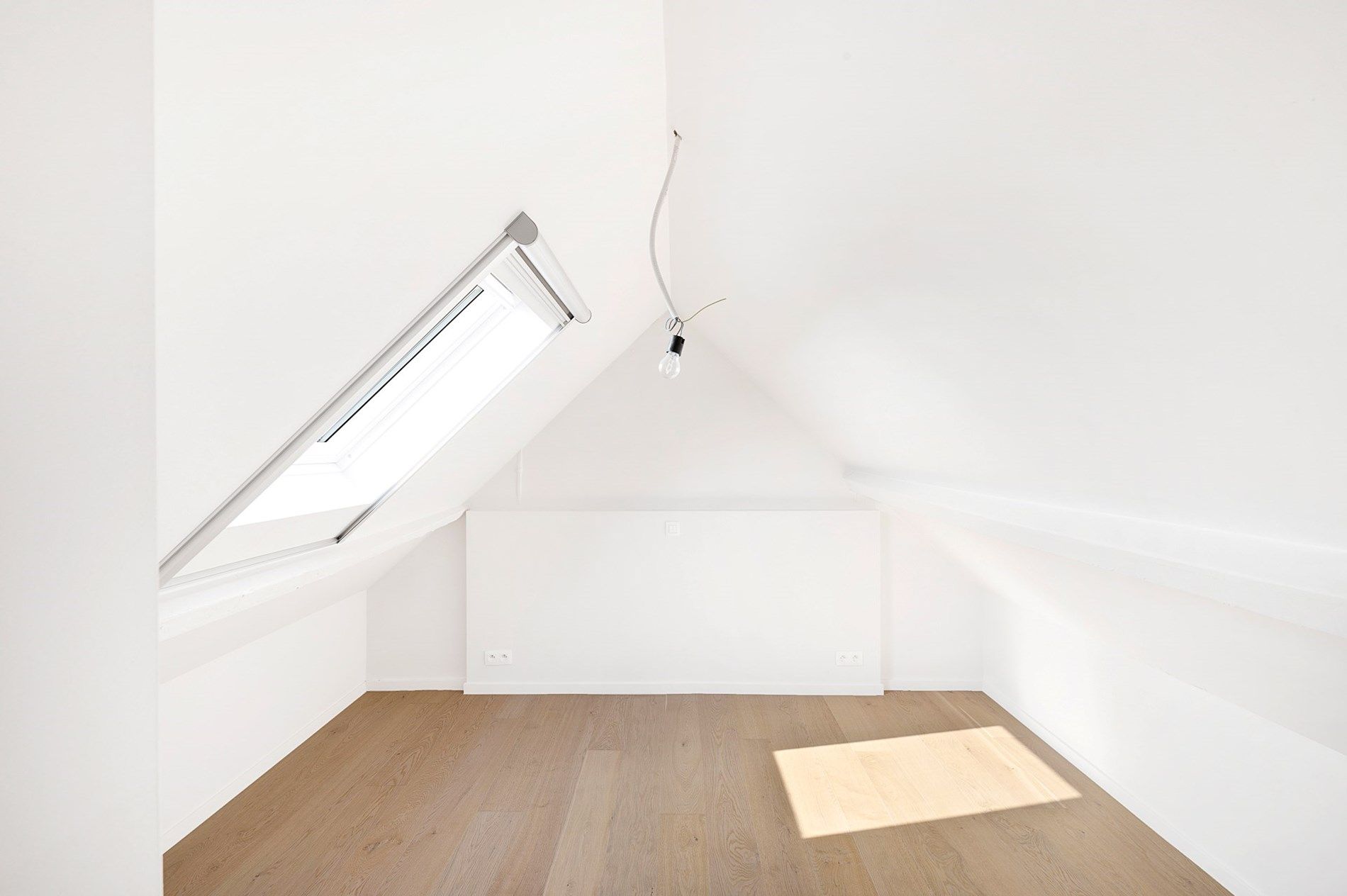 Sfeervol huis met zicht op de Polders van Damme foto 17