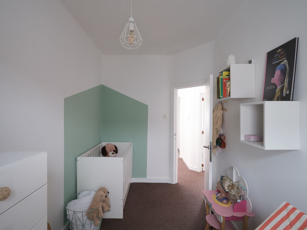 Stijlvolle woning op fietsafstand van het Gentse centrum, gelegen in een rustige en residentiële straat nabij Park Biest en het Potuitpark. foto 11