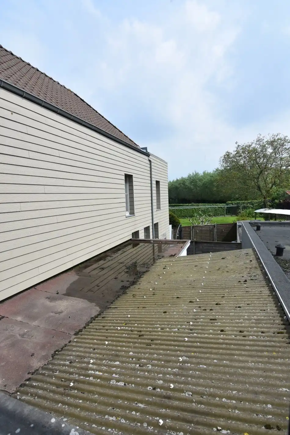 Te renoveren rijwoning met goeie ligging foto 14