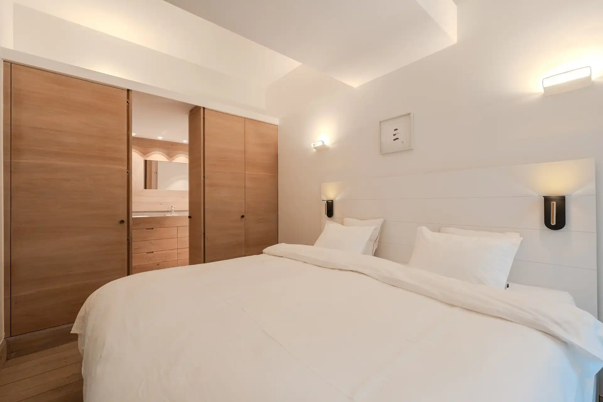 Exclusief en uitzonderlijk lichtrijk designappartement in het hart van Knokke-Zoute foto 32