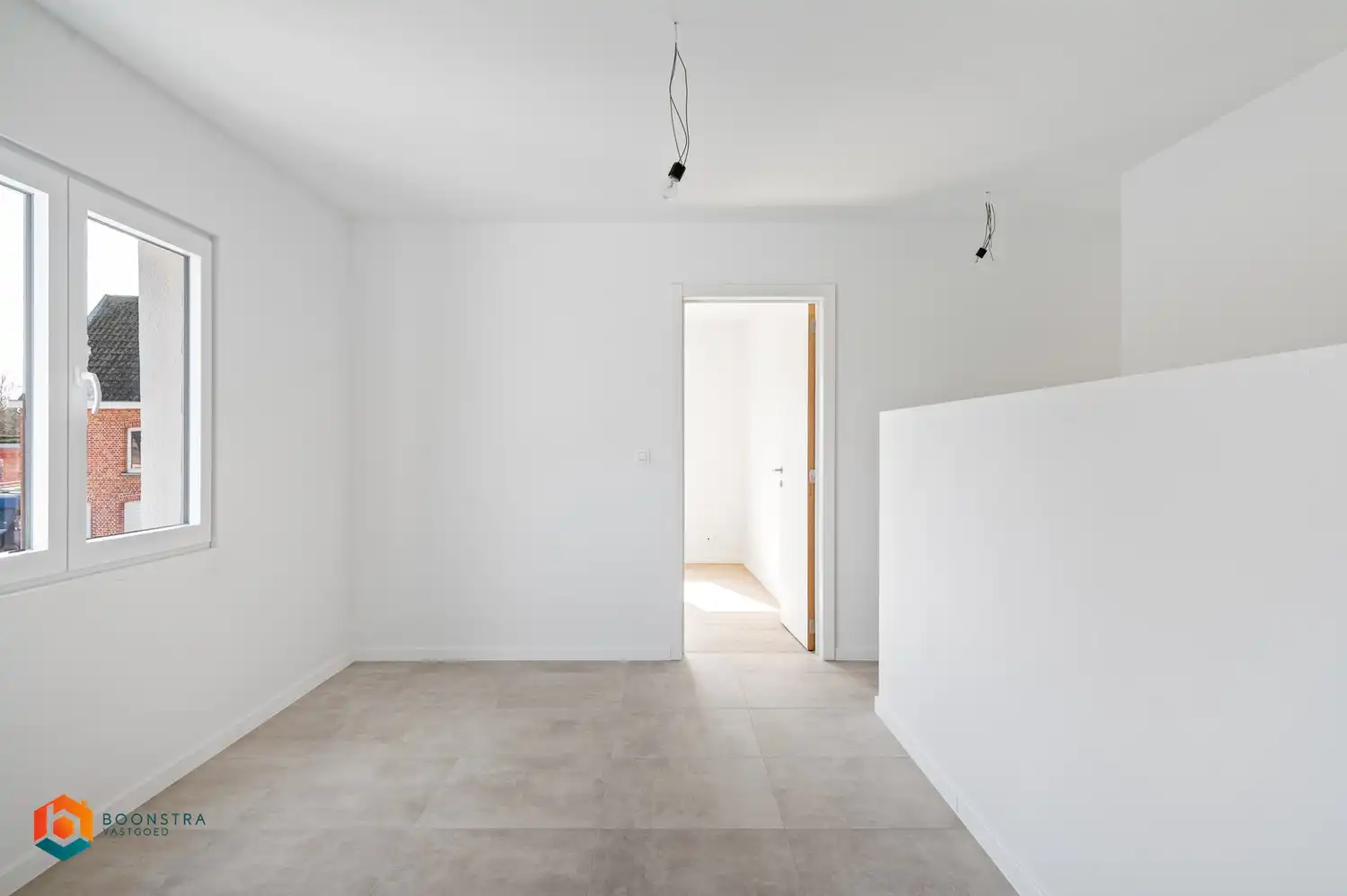 Gerenoveerde woning met 3 slpkrs foto 8