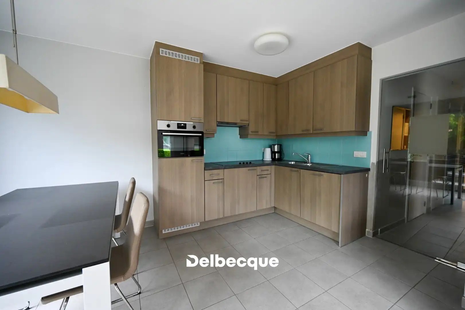 Instapklaar éénslaapkamerappartement vlak bij zee foto 5