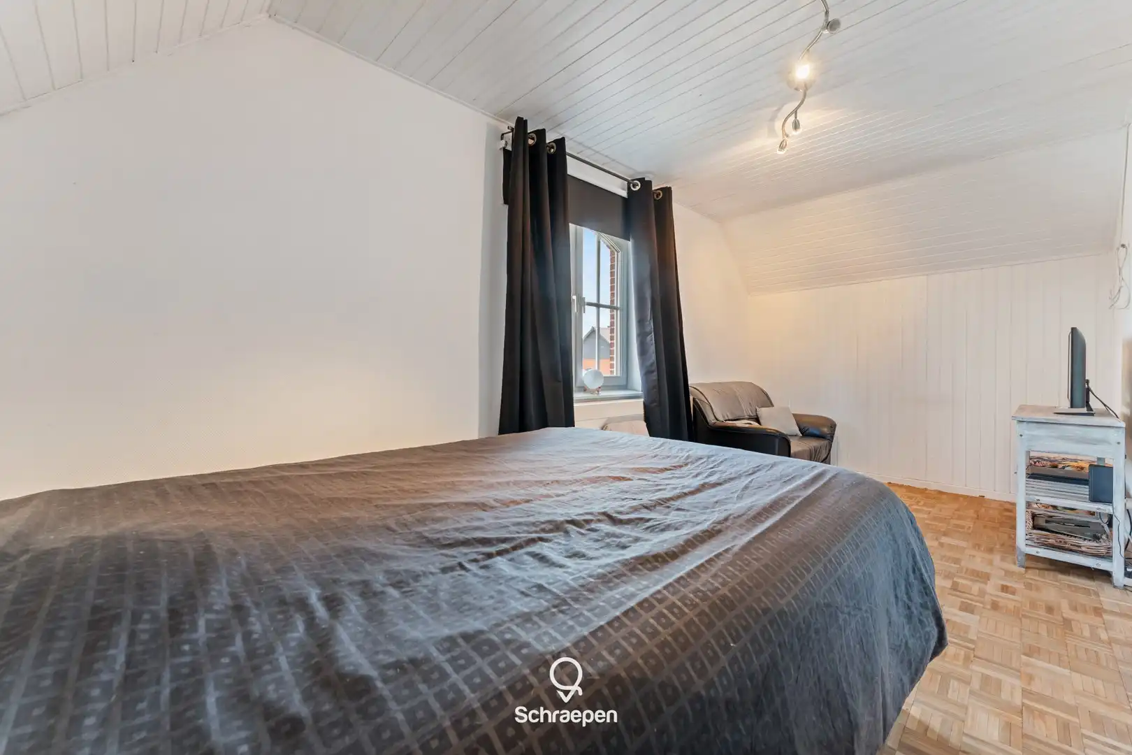 Ruime gezinswoning met 3 tot 4 slpks op wandelafstand van natuurgebied 'De Teut'! foto 21