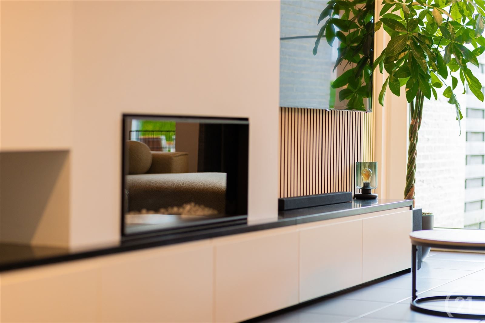 Moderne,  luxueuse  3 gevelwoning met tuin en carport op 3 are 77 foto 5