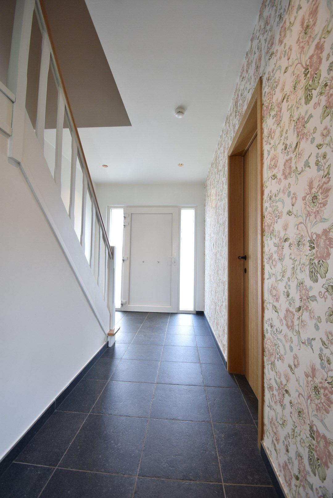 Gerenoveerde en smaakvol afgewerkte woning te Hoeselt  foto 10