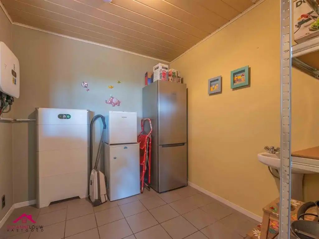 Riante vrijstaande woning met praktijkruimte foto 16