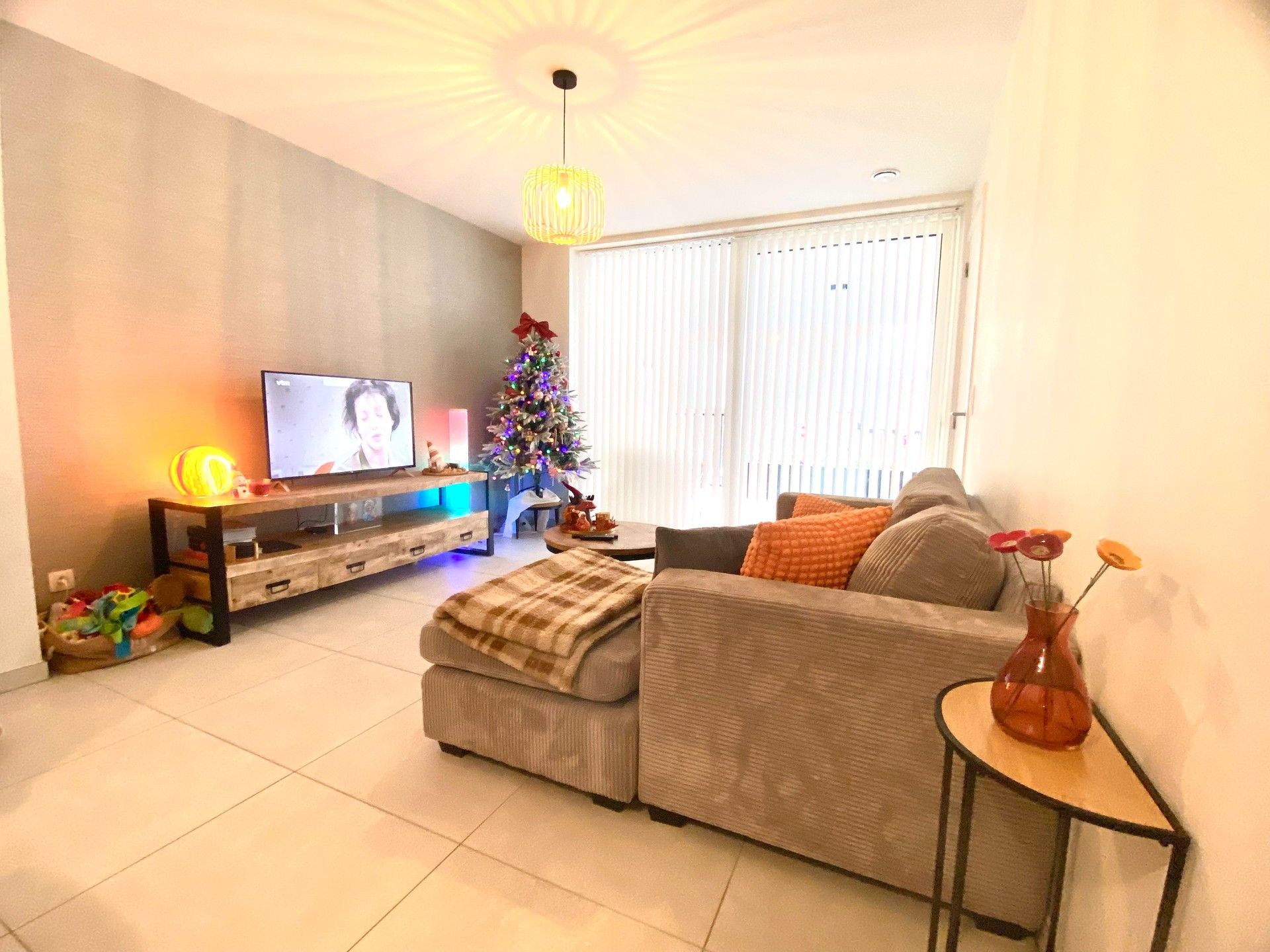 Prachtig gelijkvloers 1-slaapkamer appartement in hartje Bilzen. foto 2