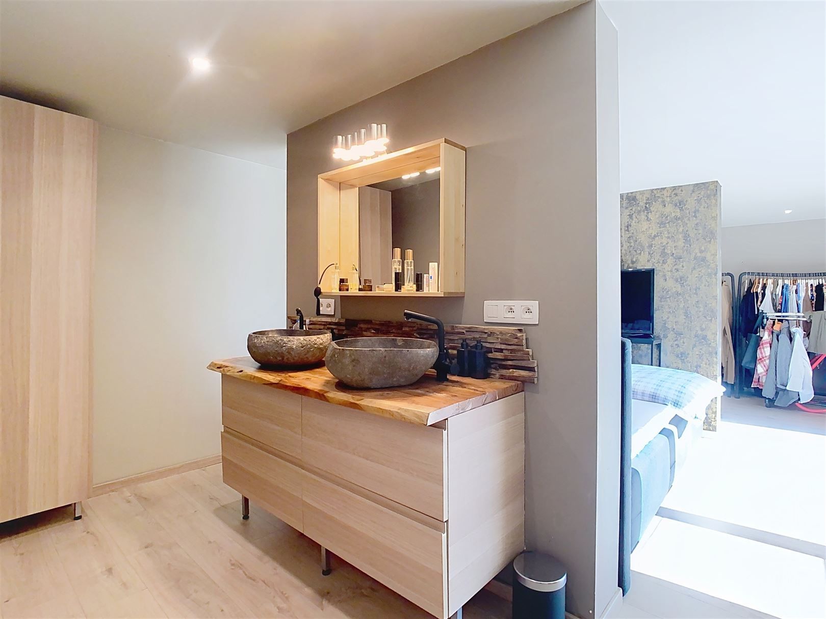Gerenoveerde woning, 4 slpks, praktijkruimte, tuin, 4a 90ca foto 22