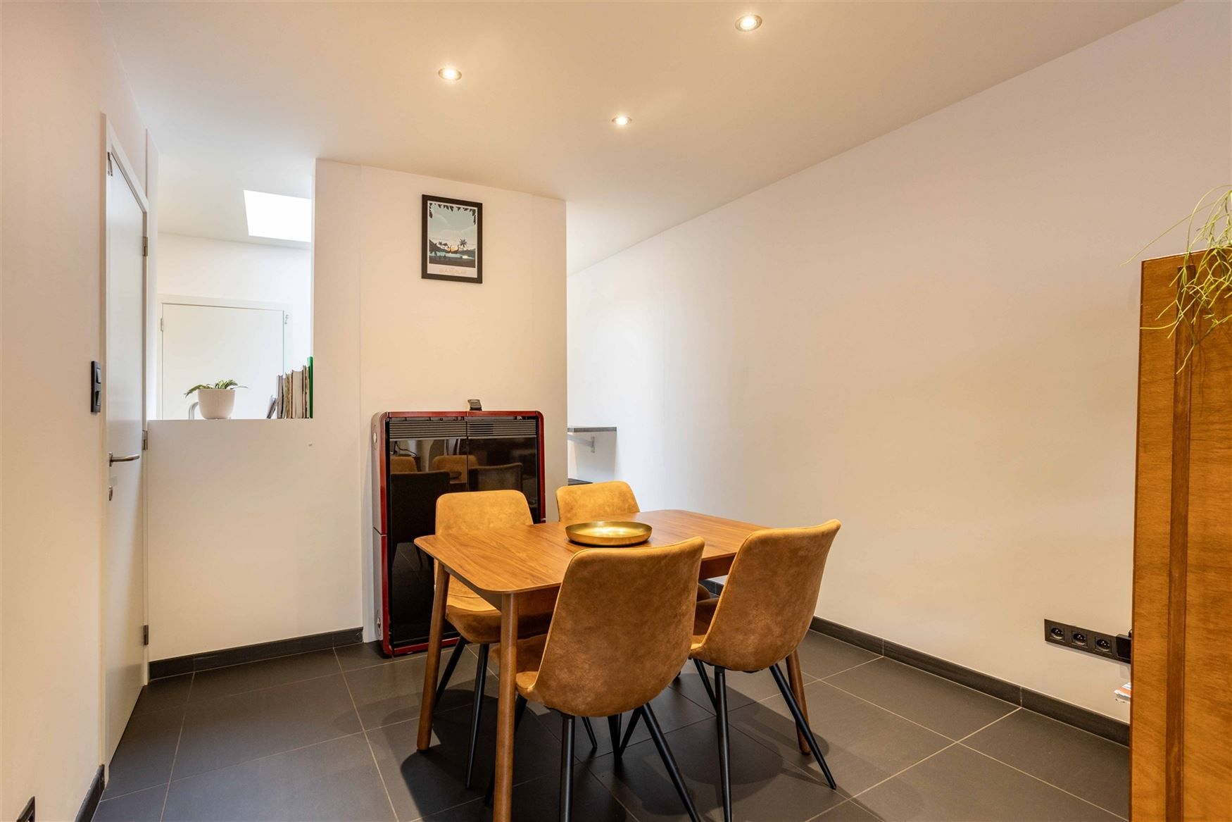 Instapklare woning in hartje Eeklo. foto 6