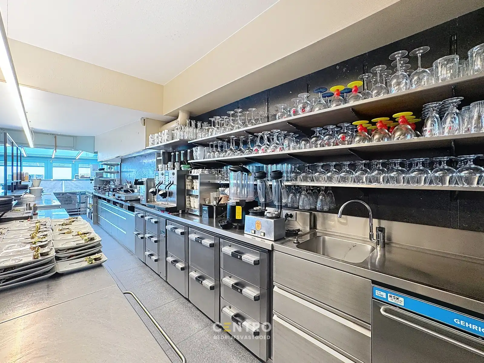 Verkoop handelspand IJssalon - Tearoom 't Zwart Schaap te Sint-Idesbald! foto 12