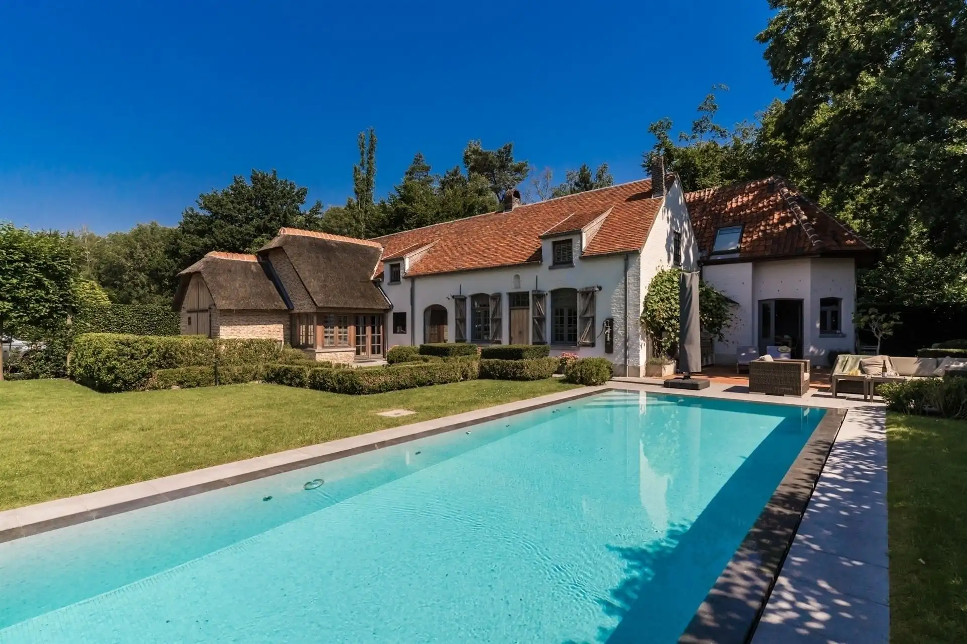 Authentieke hoeve met 4 slpks, poolhouse en zwembad foto 2