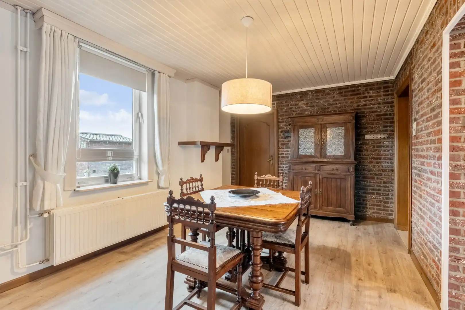 Charmante gezinswoning op een perceel van 5a58ca te Lanklaar, een deelgemeente van Dilsen-Stokkem.  foto 13