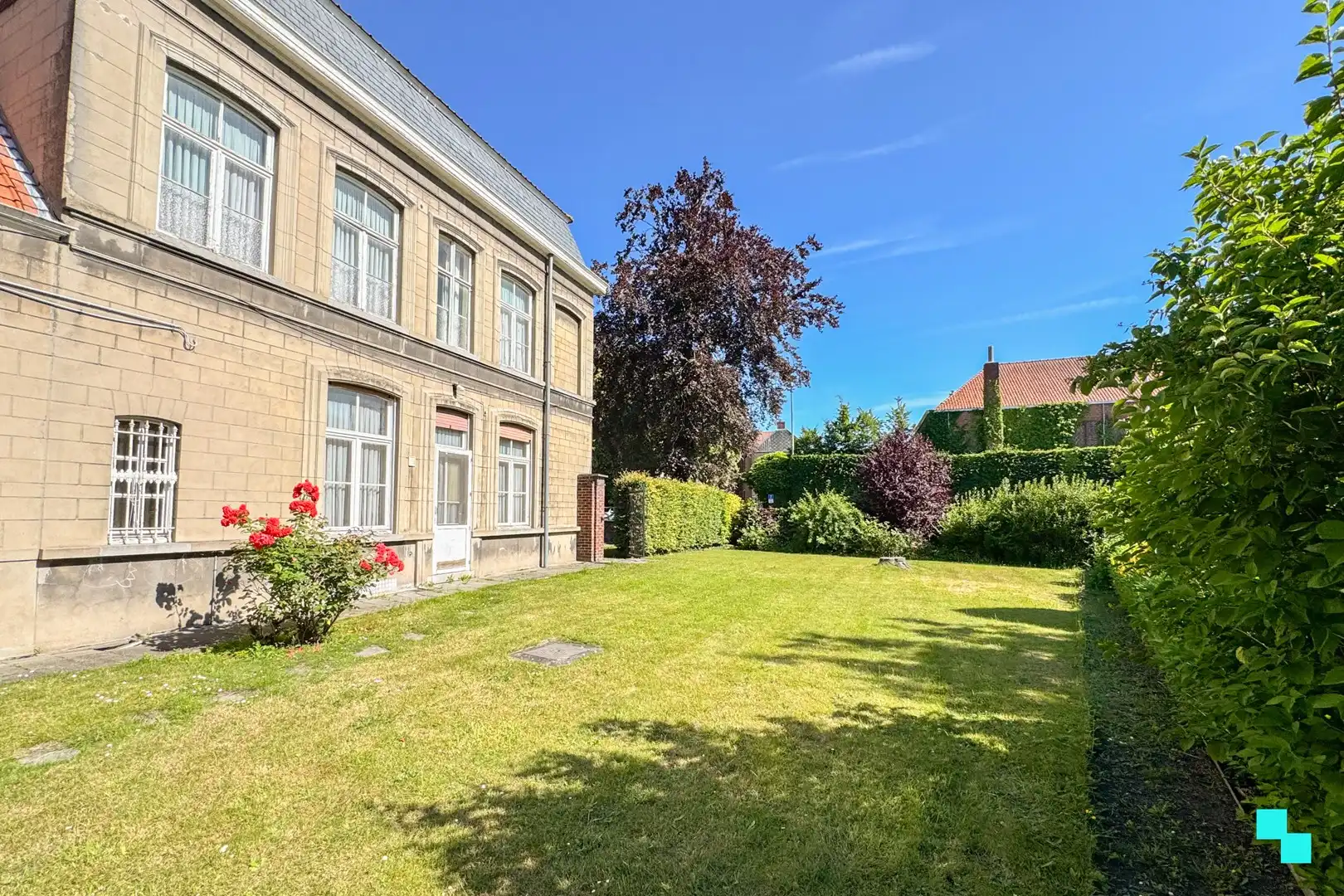 Unieke voormalige dekenij met 703 m² bewoonbare oppervlakte op 2.809 m² in hartje Izegem foto 27