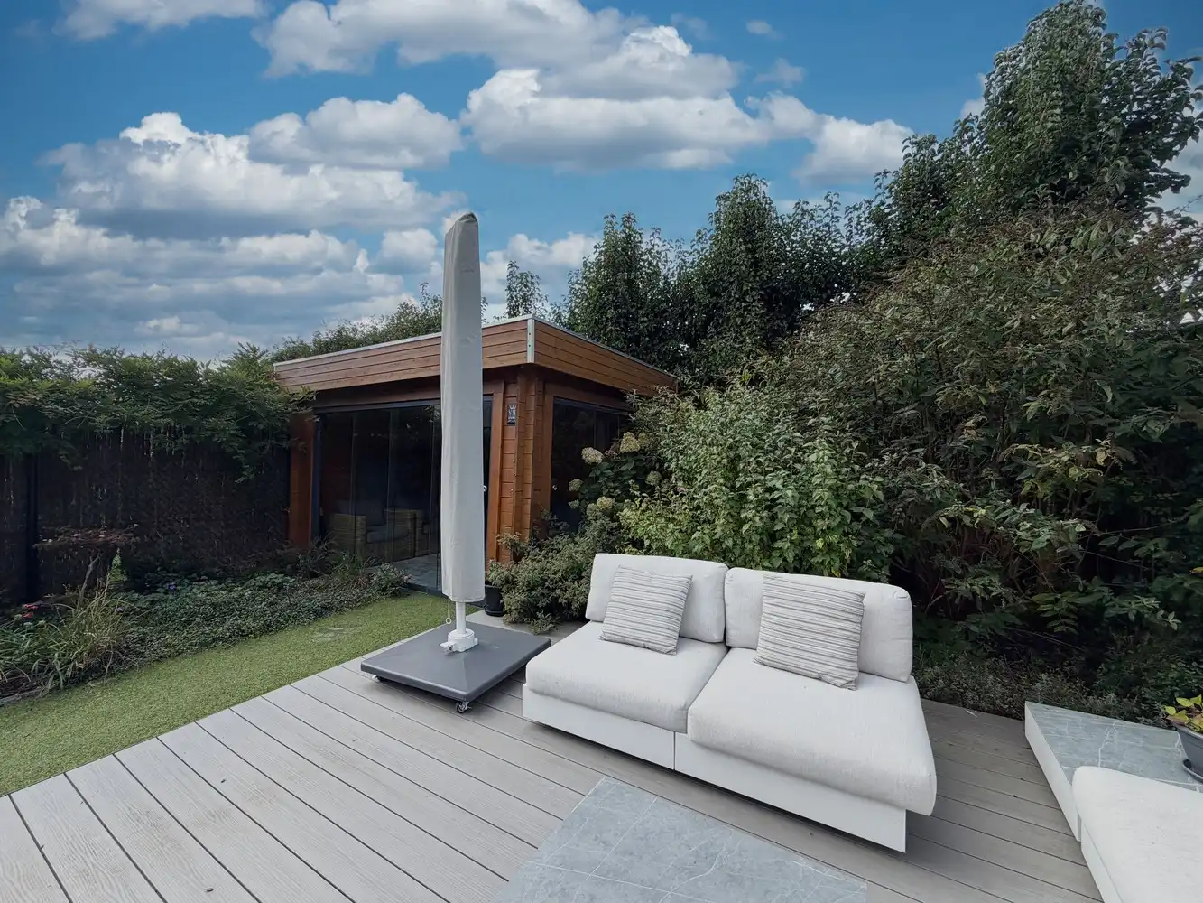 Prachtig instapklare en energiezuinige gezinswoning met 3 slpk, zonnige tuin en poolhouse in een rustige, kindvriendelijke wijk te Roeselare! foto 20