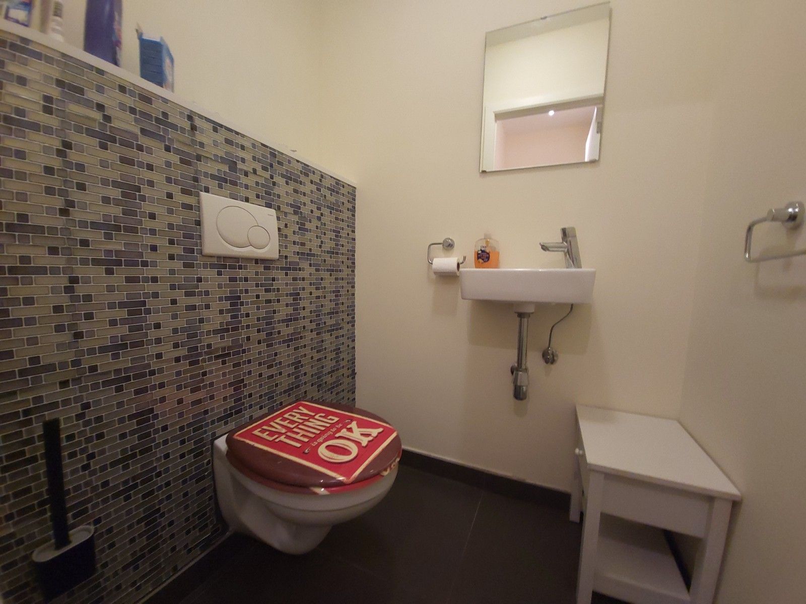 Modern 2-slaapkamerappartement nabij centrum foto 9