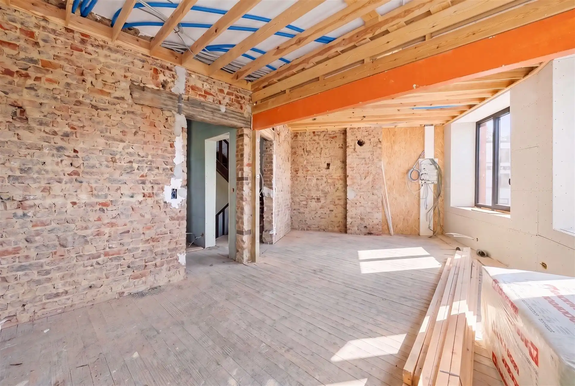 Casco handelspand met duplex in centrum Ronse! foto 10