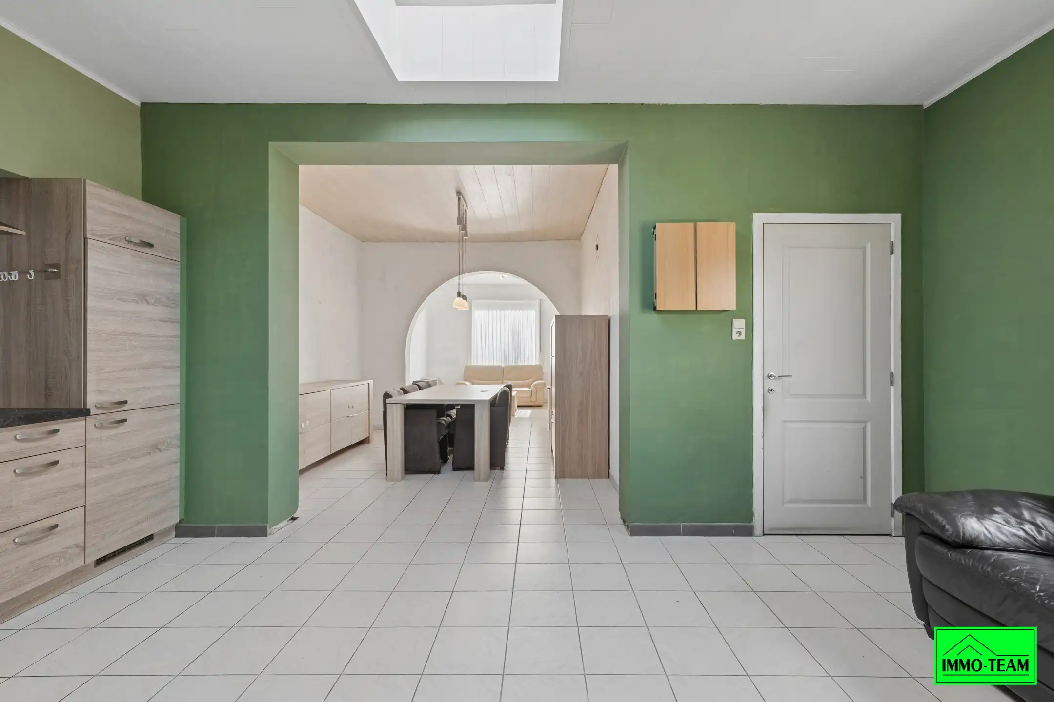 Deels gerenoveerde gezinswoning met potentieel  foto 8