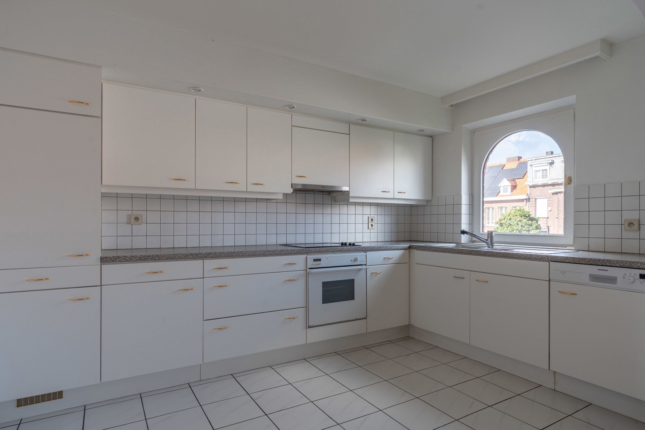 Gunstig gelegen 2 slpk appartement met garage te Turnhout foto 3