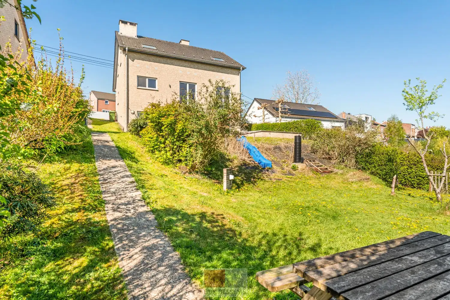 Zeer energiezuinige, vrijstaande woning, gebouwd in 2011, gelegen op een perceel van 715 m² met een bewoonbare oppervlakte van ca. 220 m² foto 25