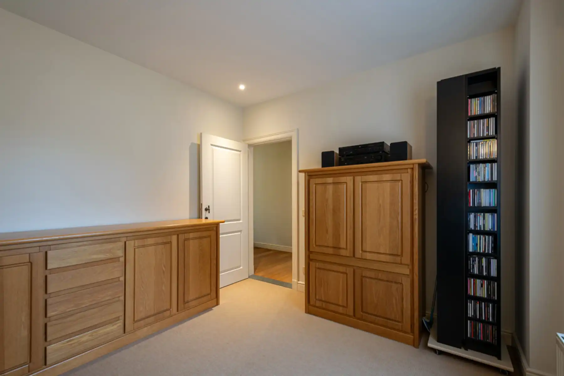 KARAKTERVOLLE PASTORIJWONING MET BIJGEBOUW foto 16