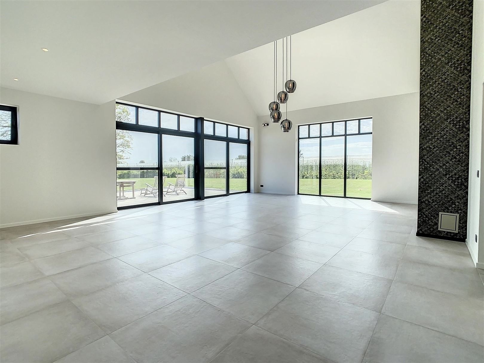 Exclusieve woning met bijbouw (uitbating B&B) opp 40a 22ca foto 16