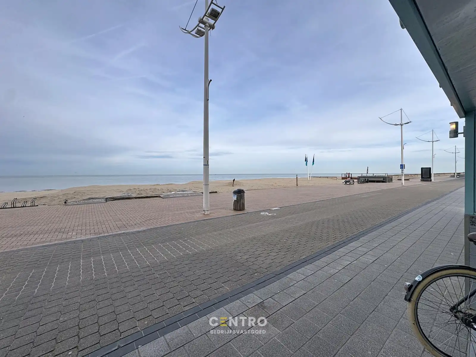 Verkoop handelspand IJssalon - Tearoom 't Zwart Schaap te Sint-Idesbald! foto 30