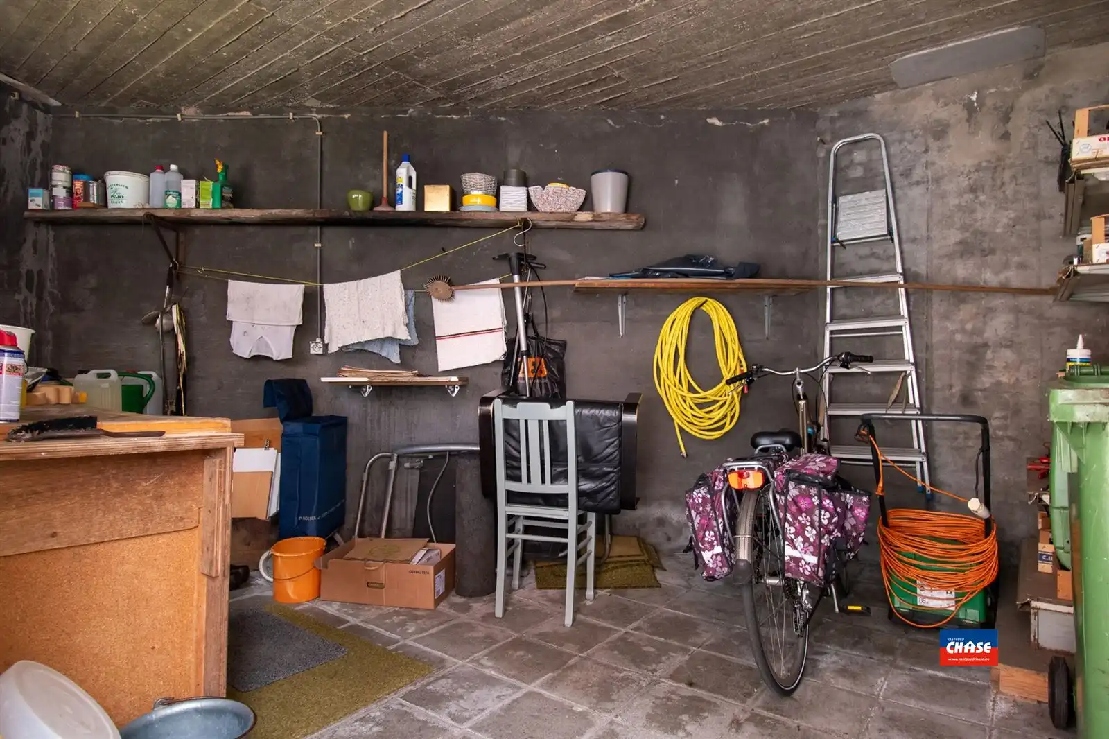 Woonhuis | twee appten + tuin + P  foto 28