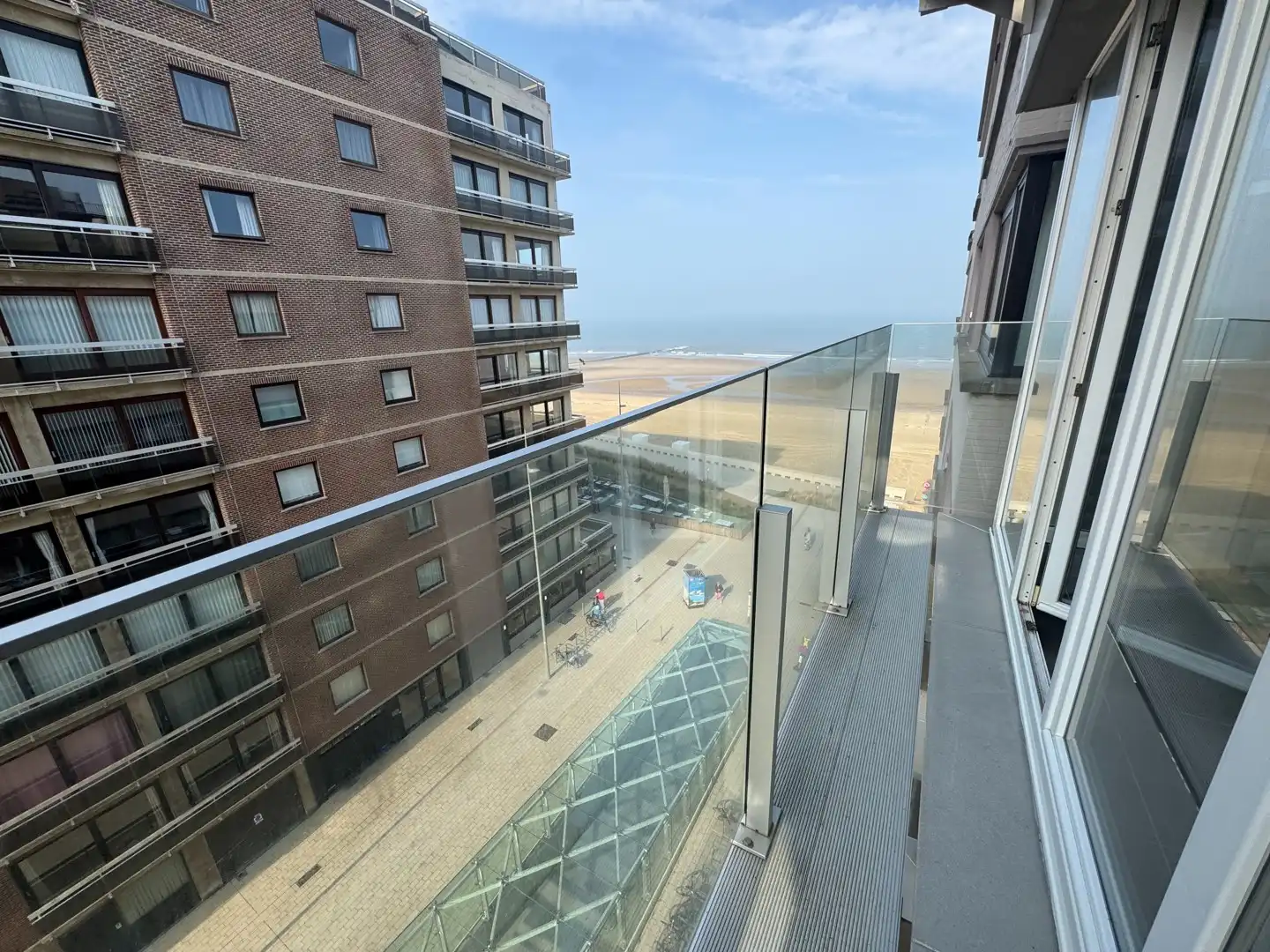 Centraal gelegen appartement met zijdelings zeezicht in Middelkerke! foto 5
