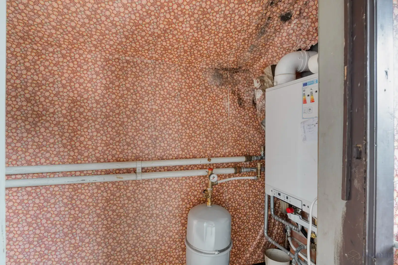 Te renoveren open bebouwing te koop in Hulst (Tessenderlo) foto 17