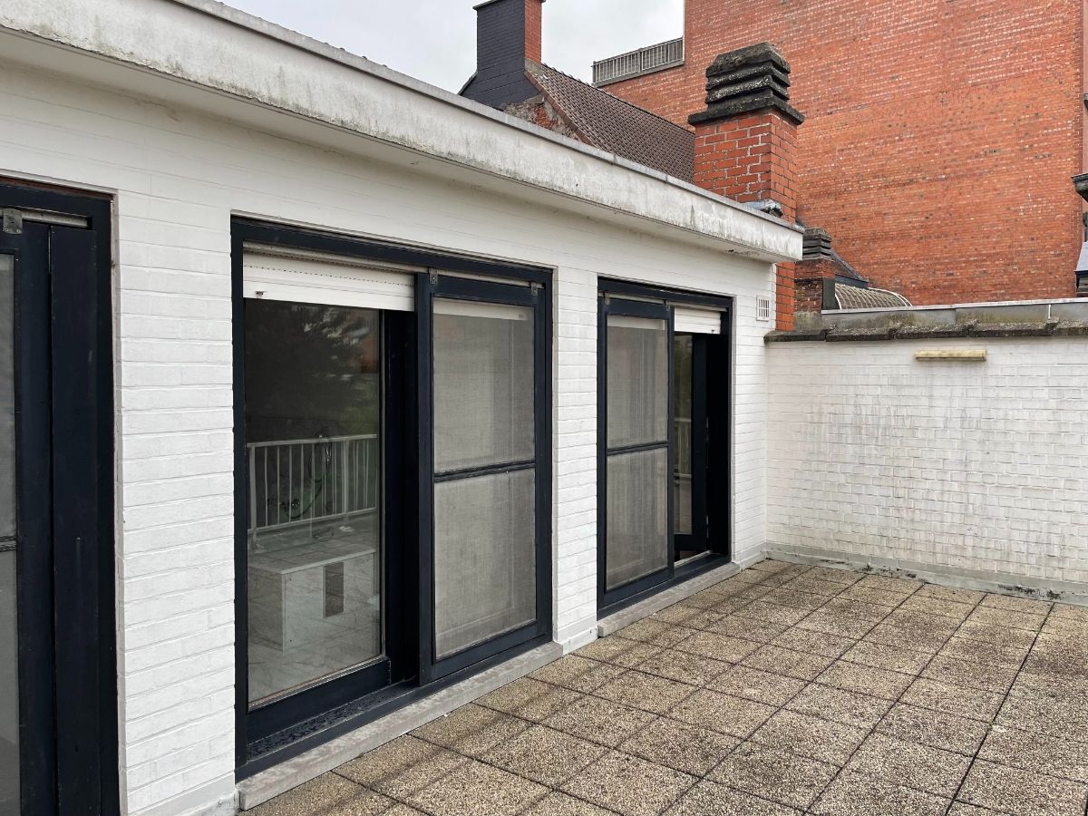 BURGERWONING + TUIN & GARAGE foto 5