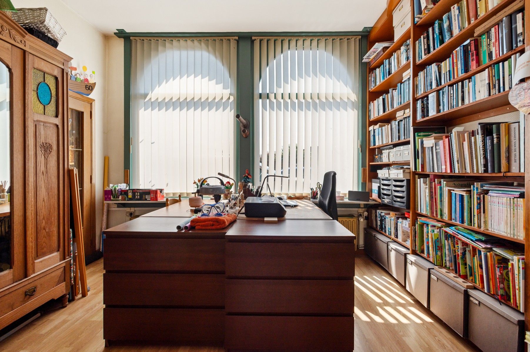 Charmante woning met potentieel op een strategische ligging foto 9