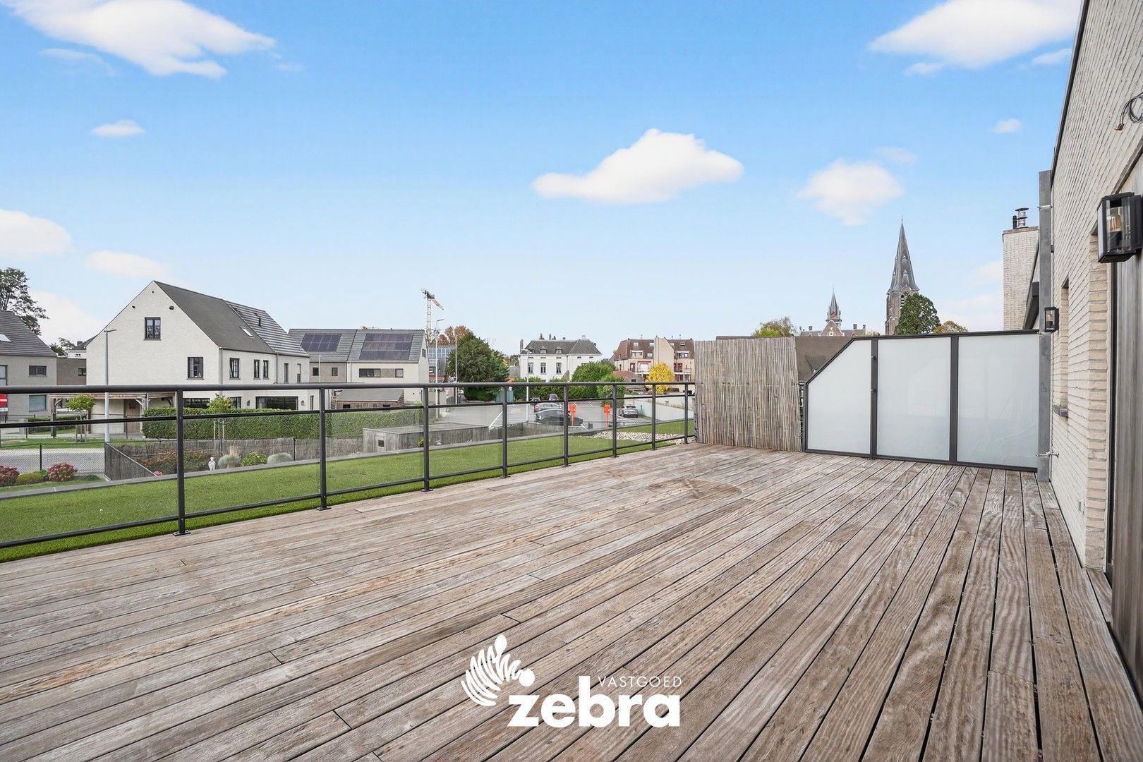 Recent appartement met ruim terras en dubbele garagebox te Ruiselede (Wingene)! foto {{pictureIndex}}