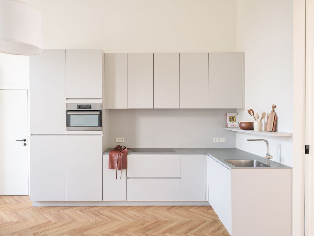 Toplocatie – Sint-Pietersplein. Bijzonder karaktervol, instapklaar 1slpk-appartement met herenhuisgevoel en kwalitatief terras. foto 4