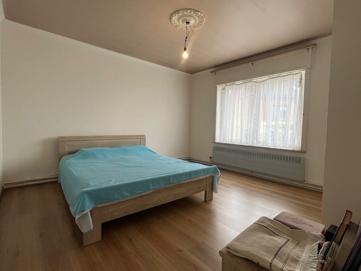 Ruime woning te koop in Harelbeke!  foto 9