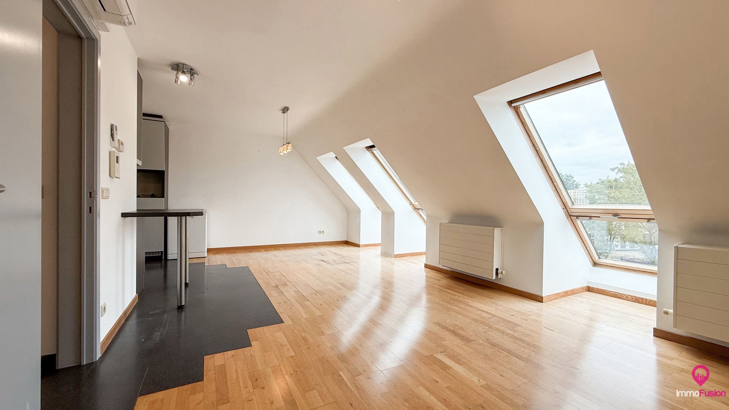 Duplexappartement met terras met uitstekende verbinding!  foto 9