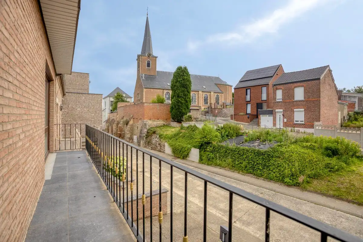 Te renoveren, rustig gelegen, woning met twee slaapkamers foto 10