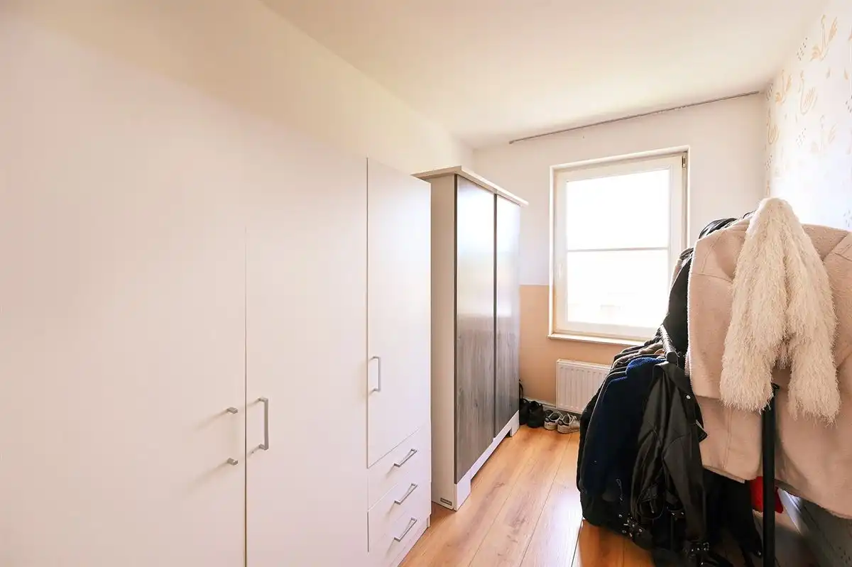Rustig gelegen bel-etage woning foto 13