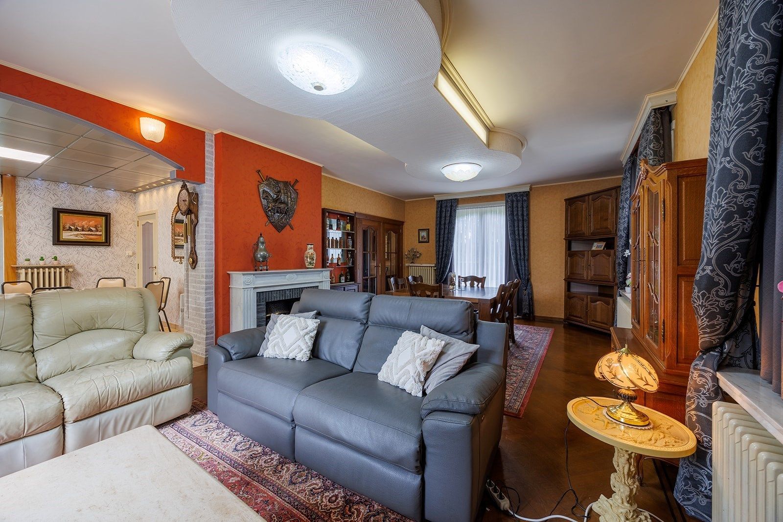 Woning met parktuin, aan het kanaal met opslagplaats van ca. 60m² foto 9