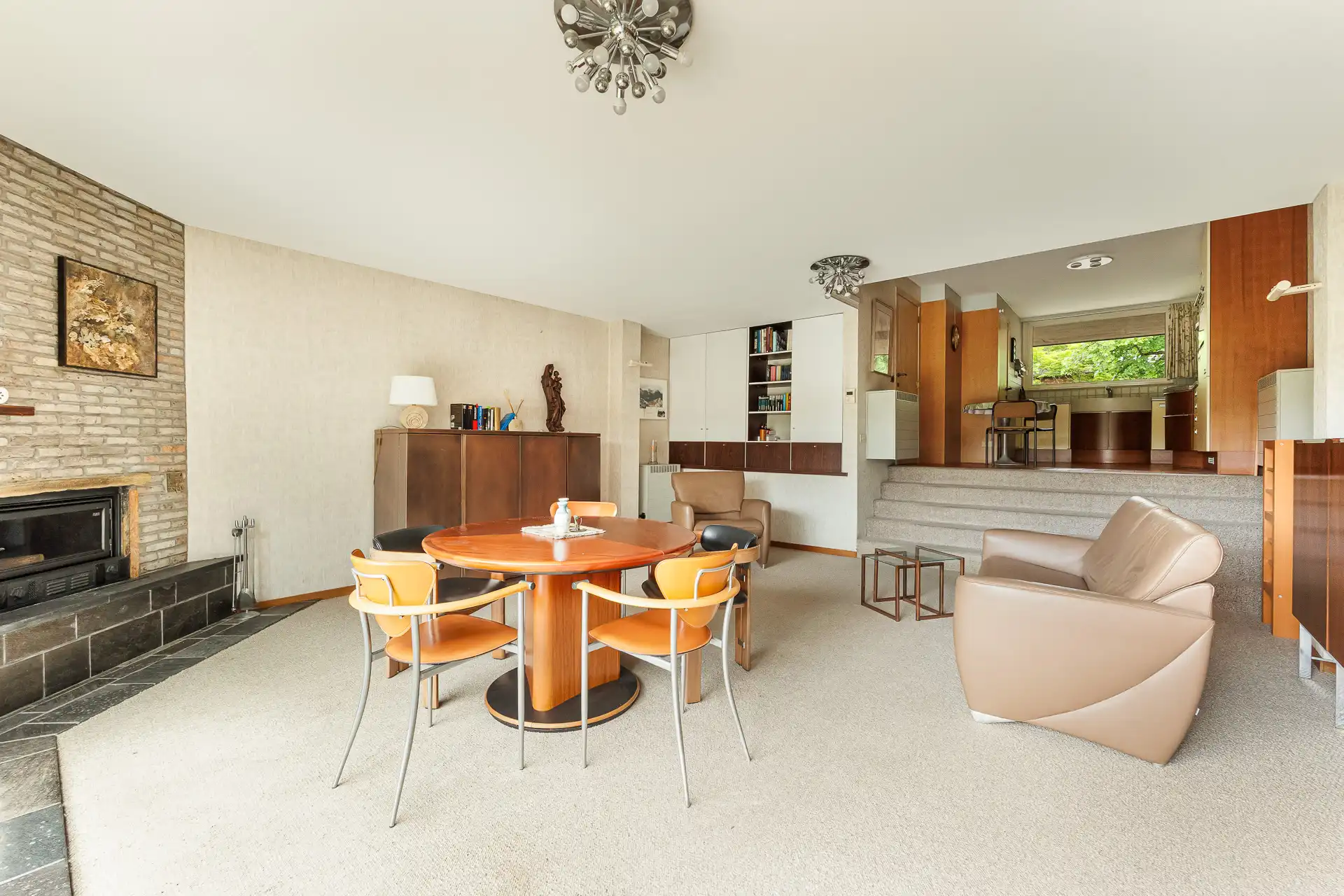 Prachtige woning met zuidgeoriënteerde tuin op toplocatie! foto 9