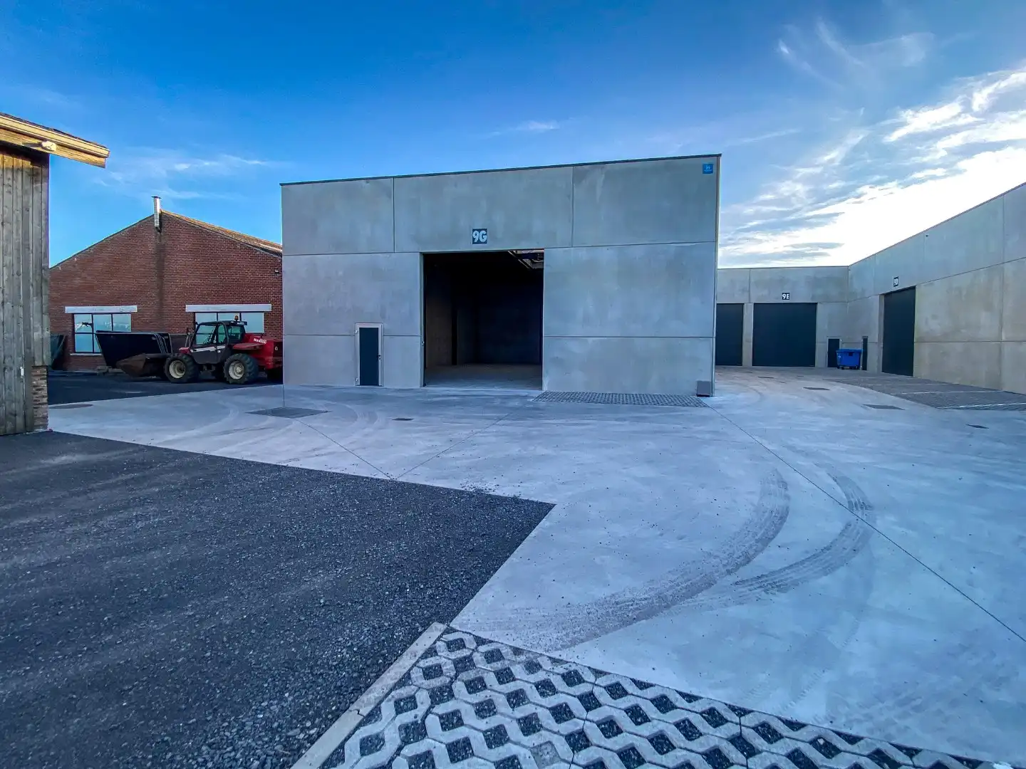 Geïsoleerde nieuwbouwloods 9G (loods 2) (290m²) te huur op een industrie- ambachtzone te Vleteren foto 8