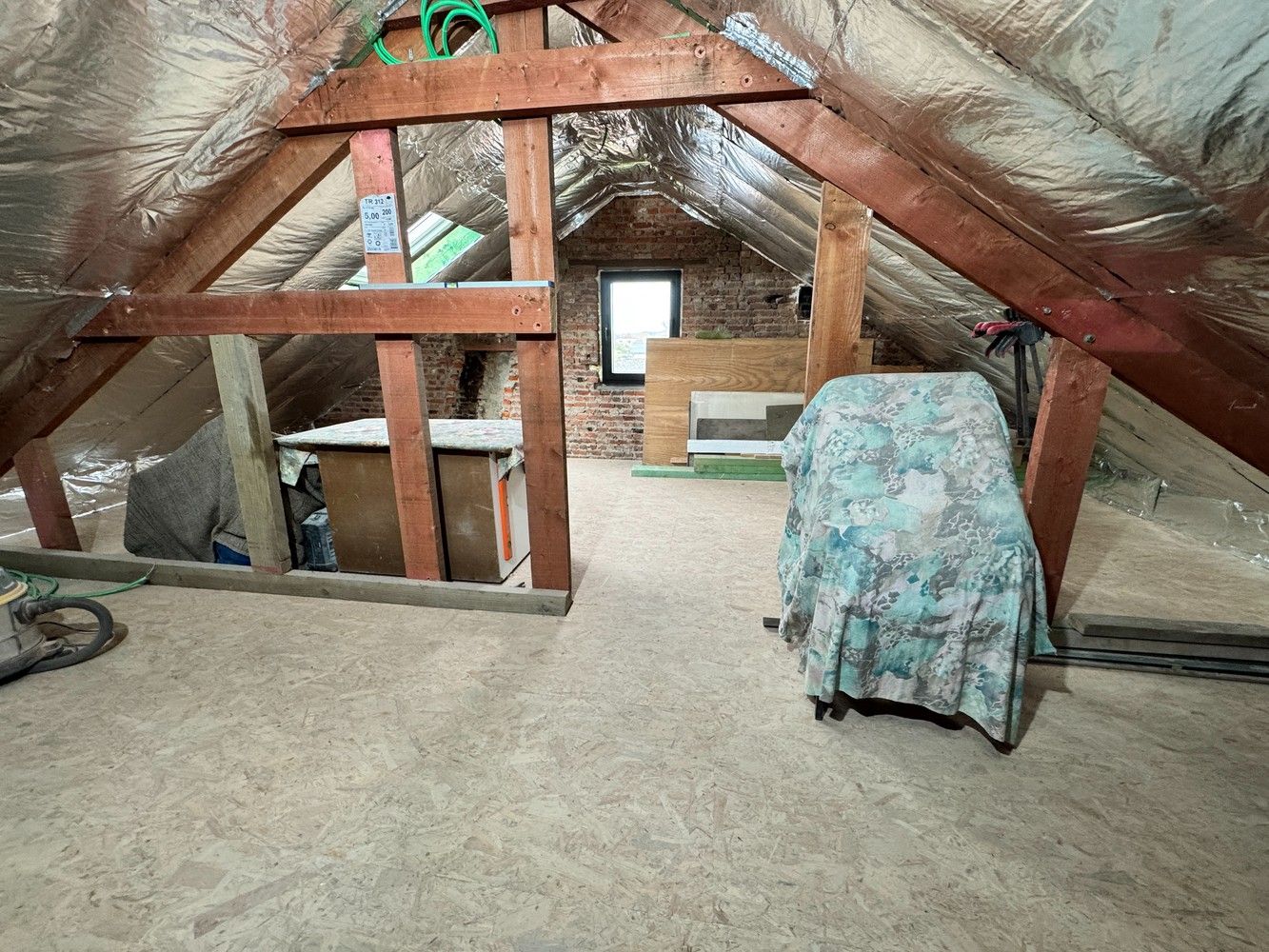 🏡  Casco woning met bijbouw op royaal perceel van 15a foto 14