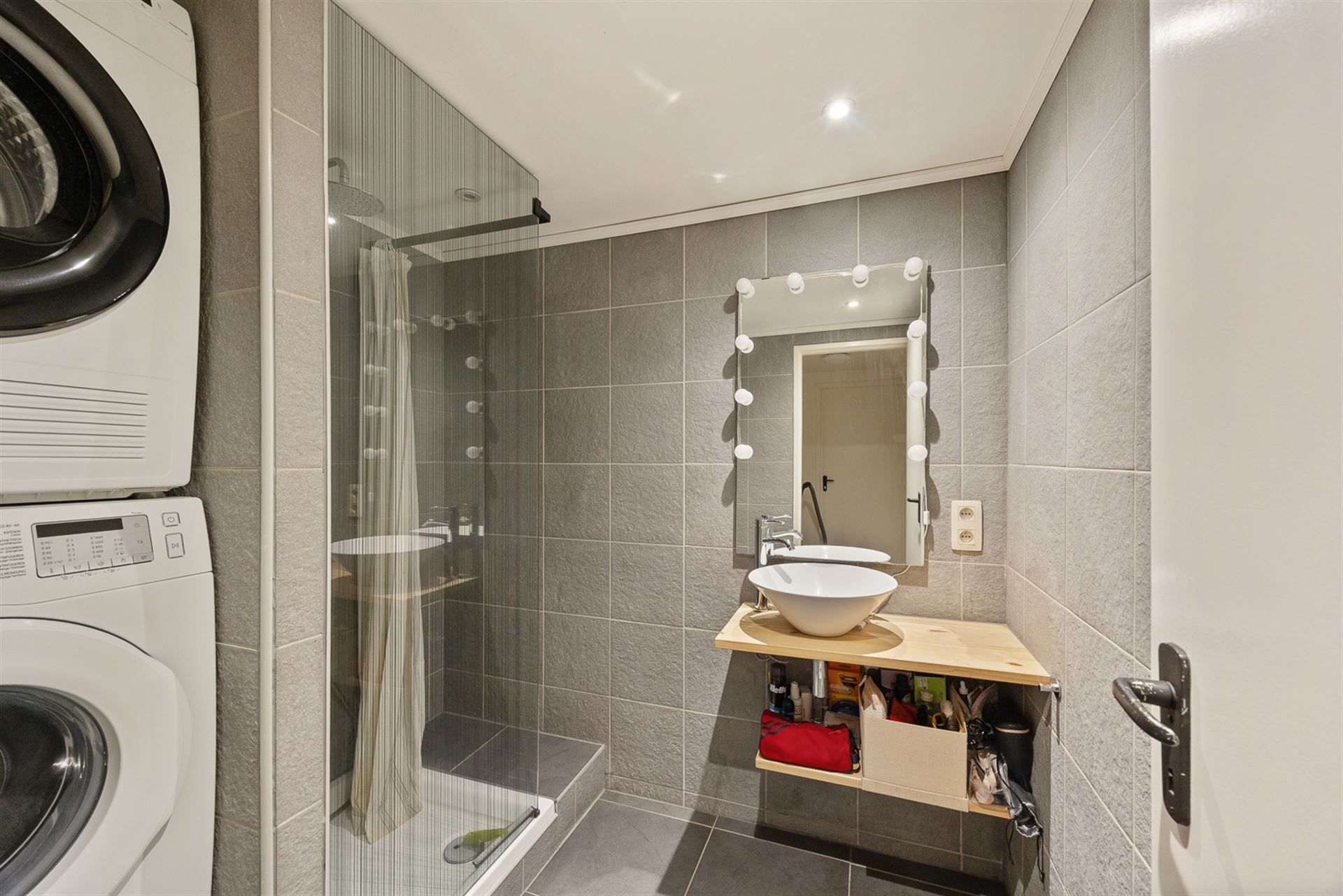 Lichtrijk Appartement met Panoramisch Uitzicht op Antwerpen foto 11