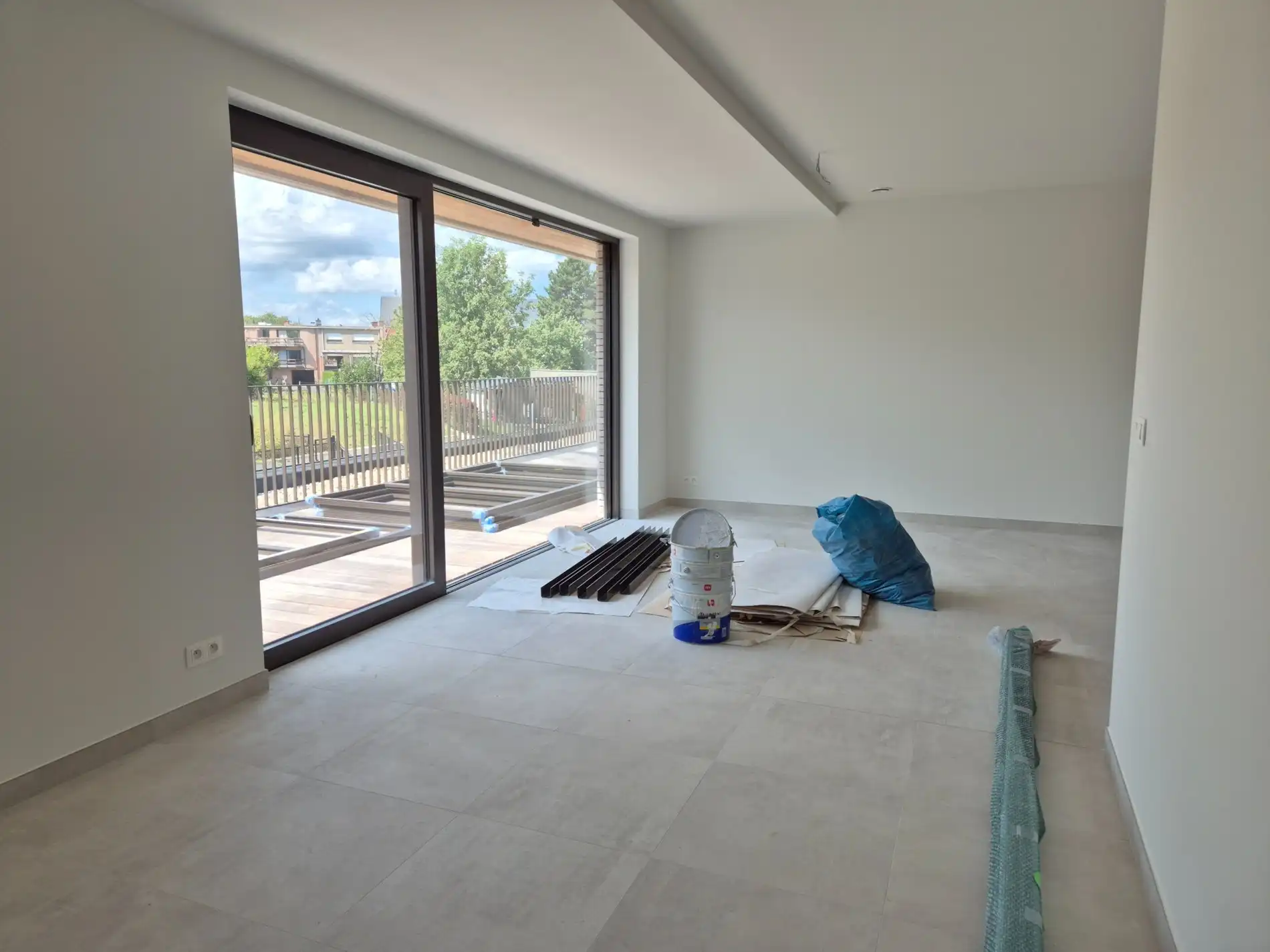 Nieuwbouwappartement met 2 slaapkamers, terras en staanplaats foto 5